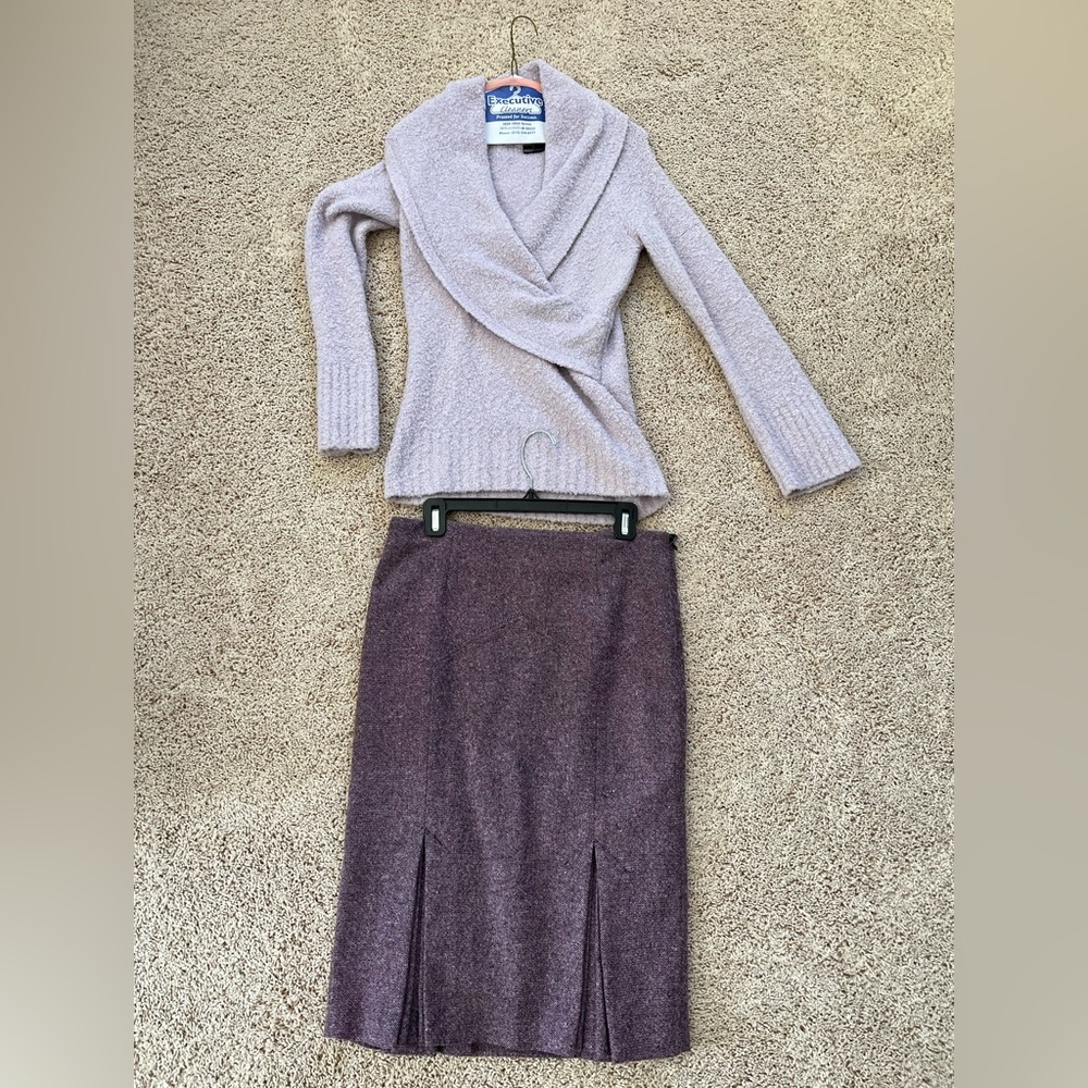 Super soft light weight sweater and cute pencil skirt.  Perfect for Spring!